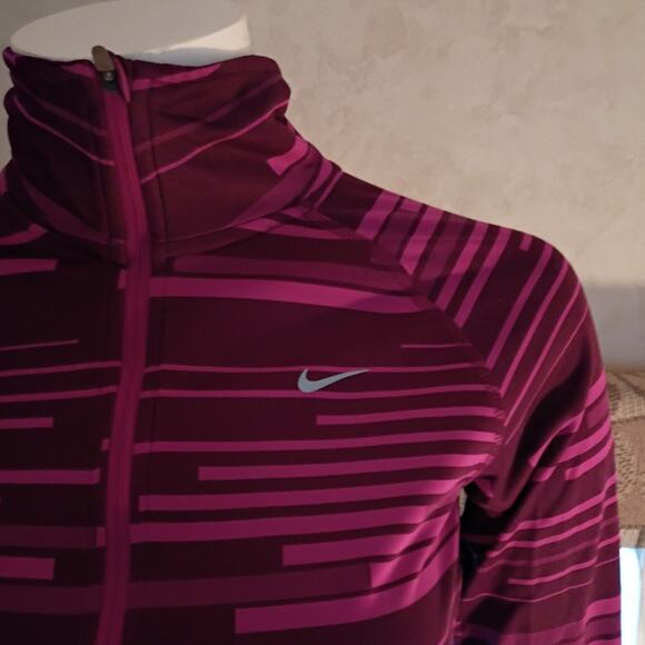 Nike Dri Fit Element Running Quarter Zip Medium Stripe Performance Layer Magenta - Picture 3 of 13